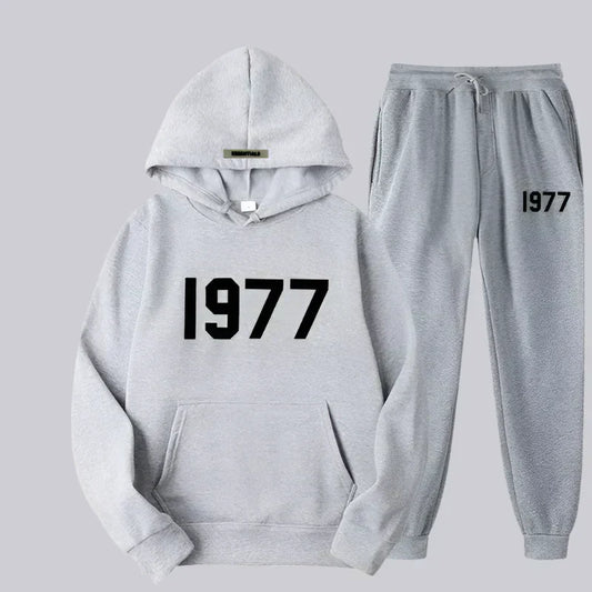 Cosmo Thrift Women's Oversized Retro Tracksuit